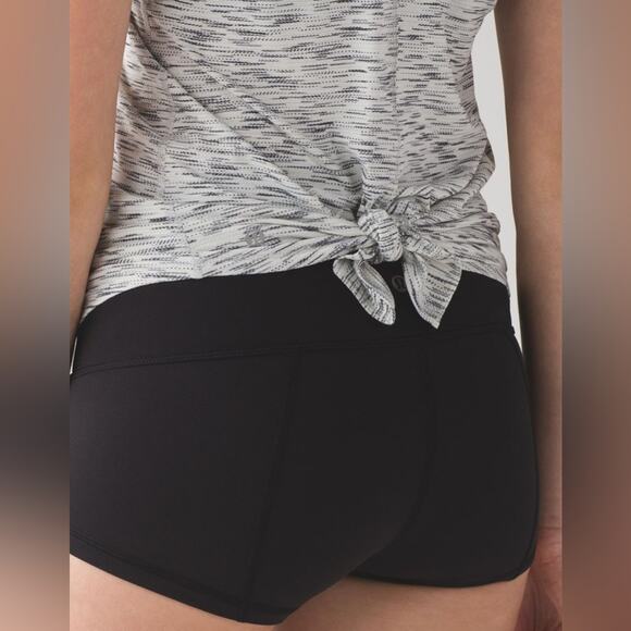 Lululemon Tie It Up Singlet Fly Away Tank Top Tiger Space Dye Black White - Picture 9 of 11